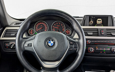 BMW 3 серия, 2015 год, 1 640 000 рублей, 21 фотография