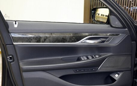 BMW 7 серия, 2019 год, 6 140 000 рублей, 9 фотография