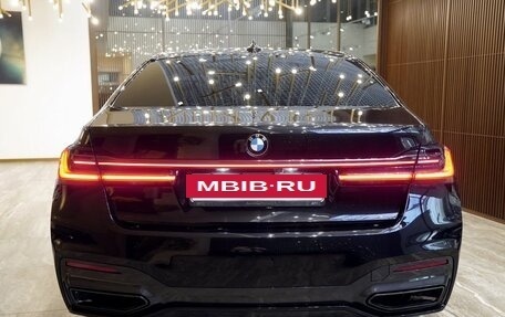 BMW 7 серия, 2019 год, 6 140 000 рублей, 4 фотография