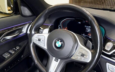 BMW 7 серия, 2019 год, 6 140 000 рублей, 14 фотография