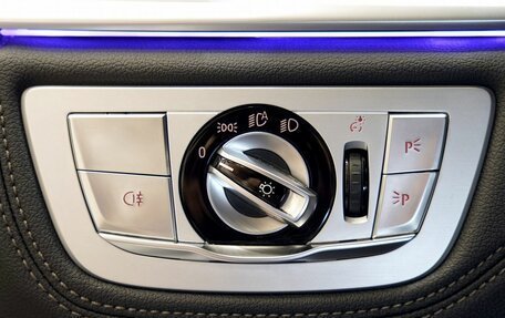 BMW 7 серия, 2019 год, 6 140 000 рублей, 21 фотография