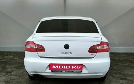 Skoda Superb III рестайлинг, 2012 год, 950 000 рублей, 3 фотография