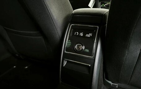 Skoda Superb III рестайлинг, 2012 год, 950 000 рублей, 12 фотография