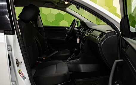 Skoda Rapid I, 2019 год, 1 250 000 рублей, 10 фотография