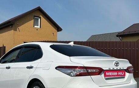 Toyota Camry, 2019 год, 2 600 000 рублей, 5 фотография