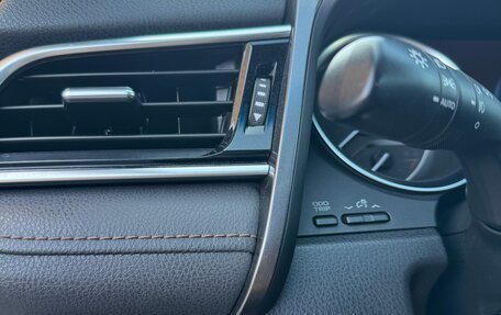 Toyota Camry, 2019 год, 2 600 000 рублей, 18 фотография