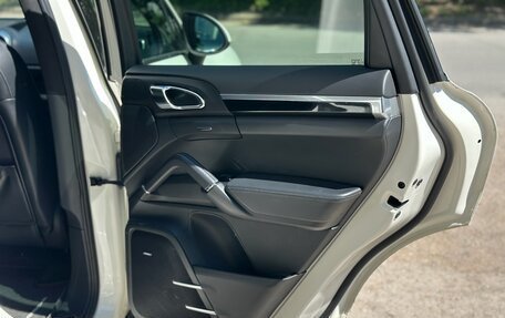 Porsche Cayenne III, 2010 год, 1 840 000 рублей, 26 фотография