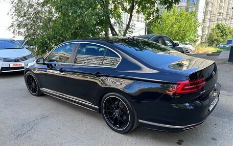 Volkswagen Passat B8 рестайлинг, 2018 год, 2 600 000 рублей, 14 фотография