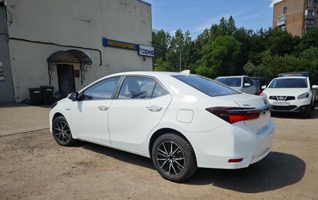 Toyota Corolla, 2019 год, 1 900 000 рублей, 7 фотография