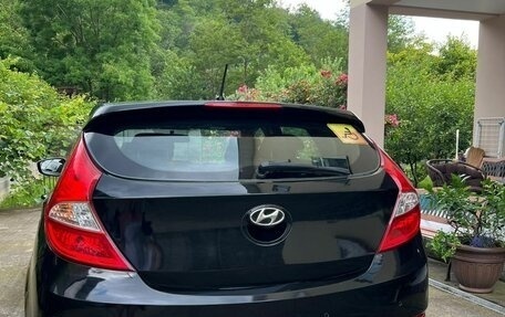Hyundai Solaris II рестайлинг, 2013 год, 685 000 рублей, 3 фотография