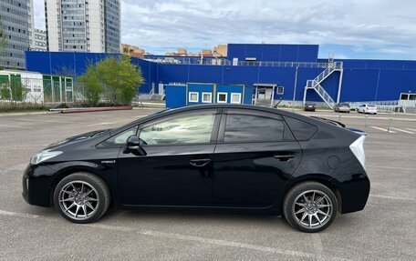 Toyota Prius, 2012 год, 1 420 000 рублей, 3 фотография