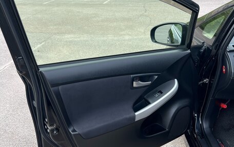 Toyota Prius, 2012 год, 1 420 000 рублей, 18 фотография
