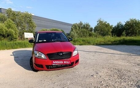 Skoda Fabia II, 2011 год, 385 000 рублей, 3 фотография