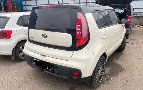 KIA Soul II рестайлинг, 2019 год, 1 790 000 рублей, 3 фотография