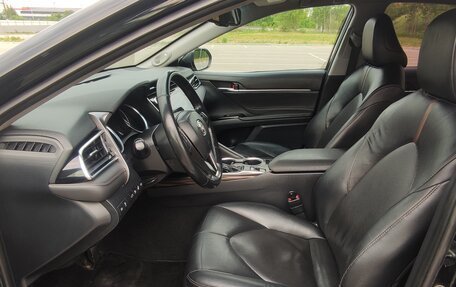 Toyota Camry, 2018 год, 2 295 000 рублей, 11 фотография