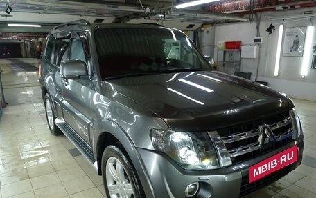 Mitsubishi Pajero IV, 2012 год, 2 100 000 рублей, 2 фотография