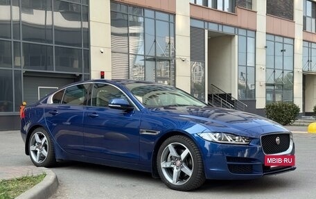 Jaguar XE I рестайлинг, 2016 год, 2 200 000 рублей, 8 фотография