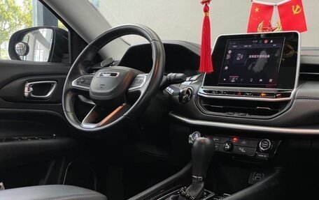 Jeep Compass II, 2021 год, 1 275 000 рублей, 10 фотография