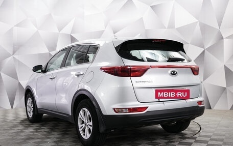 KIA Sportage IV рестайлинг, 2018 год, 1 975 000 рублей, 3 фотография