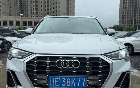 Audi Q3, 2021 год, 1 835 000 рублей, 2 фотография