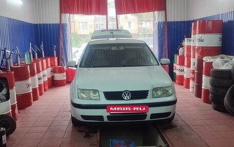 Volkswagen Bora, 2003 год, 450 000 рублей, 3 фотография
