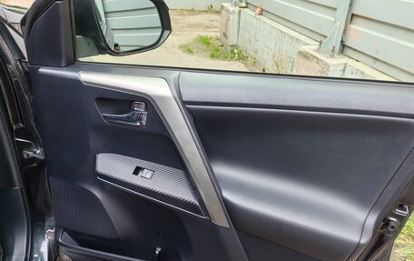 Toyota RAV4, 2013 год, 2 250 000 рублей, 14 фотография