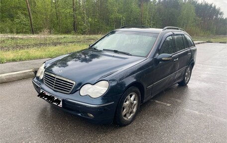 Mercedes-Benz C-Класс, 2003 год, 485 000 рублей, 3 фотография
