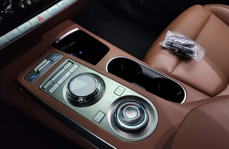 Genesis GV70, 2020 год, 4 880 000 рублей, 8 фотография
