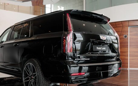 Cadillac Escalade V, 2025 год, 24 290 000 рублей, 9 фотография