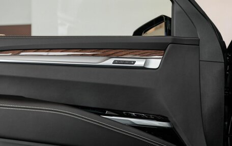 Cadillac Escalade V, 2025 год, 24 290 000 рублей, 18 фотография
