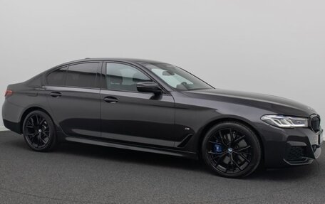 BMW 5 серия, 2022 год, 8 300 000 рублей, 1 фотография