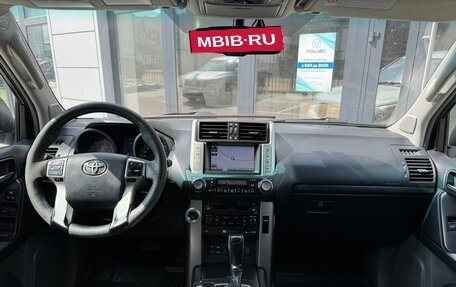 Toyota Land Cruiser Prado 150 рестайлинг 2, 2010 год, 2 250 000 рублей, 8 фотография