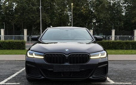 BMW 5 серия, 2020 год, 5 997 000 рублей, 3 фотография