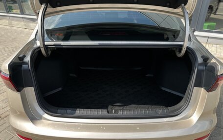 Geely Emgrand, 2023 год, 1 699 000 рублей, 33 фотография