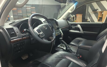 Toyota Land Cruiser 200, 2012 год, 4 200 000 рублей, 20 фотография