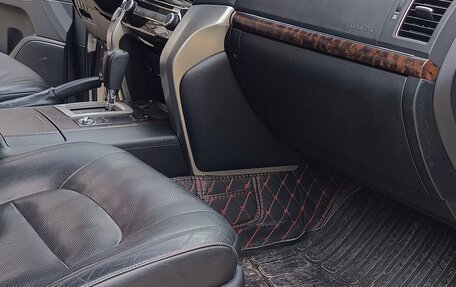 Toyota Land Cruiser 200, 2012 год, 4 200 000 рублей, 28 фотография