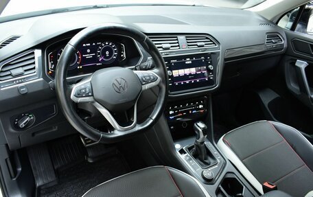 Volkswagen Tiguan II, 2021 год, 2 770 000 рублей, 9 фотография