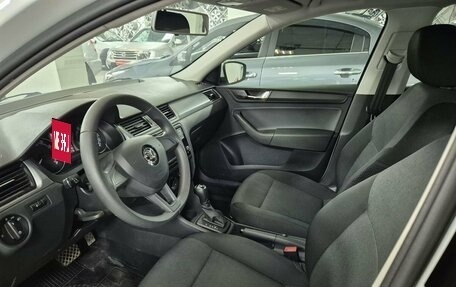 Skoda Rapid I, 2018 год, 1 349 000 рублей, 8 фотография
