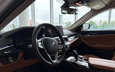 BMW 5 серия, 2021 год, 5 088 830 рублей, 5 фотография