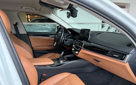 BMW 5 серия, 2021 год, 5 088 830 рублей, 9 фотография