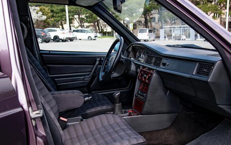Mercedes-Benz 190 (W201), 1991 год, 1 500 000 рублей, 10 фотография