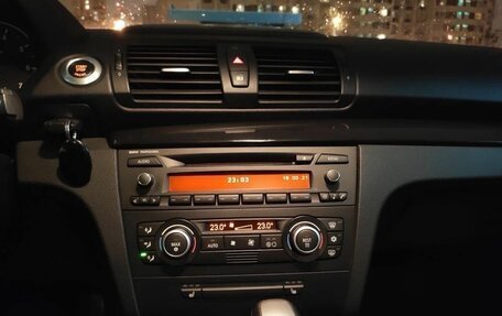 BMW 1 серия, 2008 год, 879 000 рублей, 16 фотография