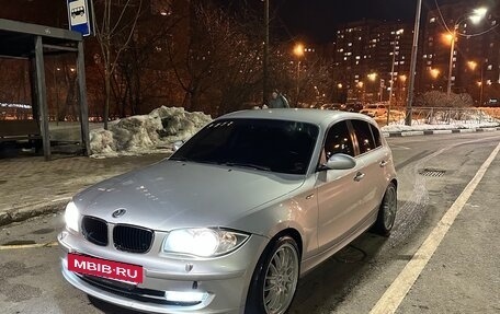 BMW 1 серия, 2008 год, 879 000 рублей, 19 фотография