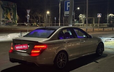 Mercedes-Benz C-Класс, 2011 год, 1 350 000 рублей, 3 фотография
