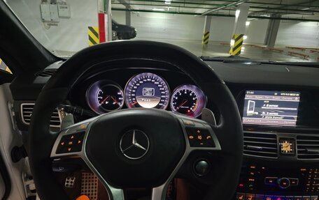 Mercedes-Benz CLS AMG, 2012 год, 3 200 000 рублей, 20 фотография