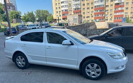 Skoda Octavia, 2011 год, 550 000 рублей, 2 фотография