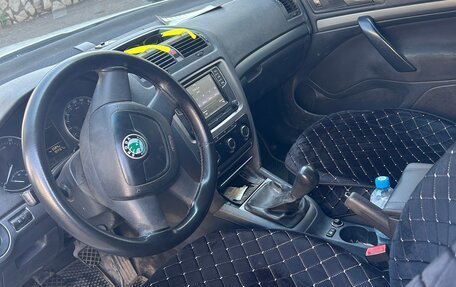 Skoda Octavia, 2011 год, 550 000 рублей, 10 фотография