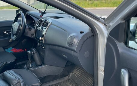 Renault Sandero II рестайлинг, 2016 год, 777 000 рублей, 11 фотография