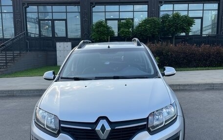Renault Sandero II рестайлинг, 2016 год, 777 000 рублей, 2 фотография
