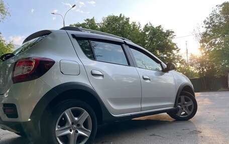 Renault Sandero II рестайлинг, 2016 год, 777 000 рублей, 28 фотография